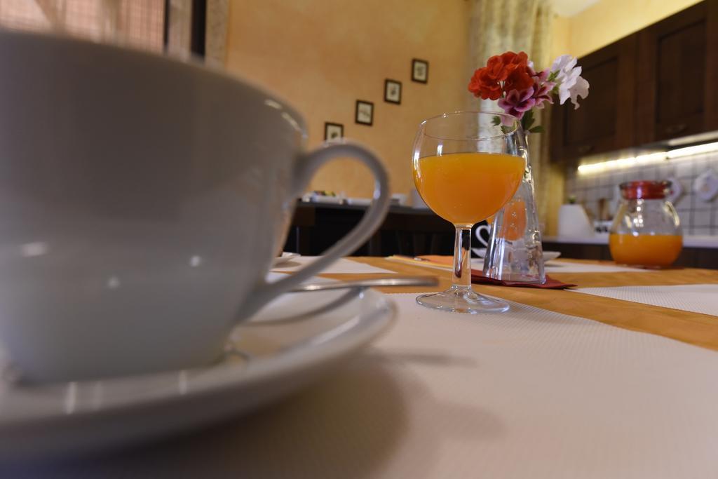 La Casa Dei Sogni Bed & Breakfast Syracuse Bagian luar foto